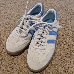 American Eagle Outfitters Beige and Light Blue Sneakers